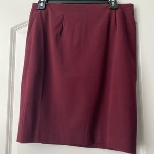Wine/Burgundy short pencil skirt
